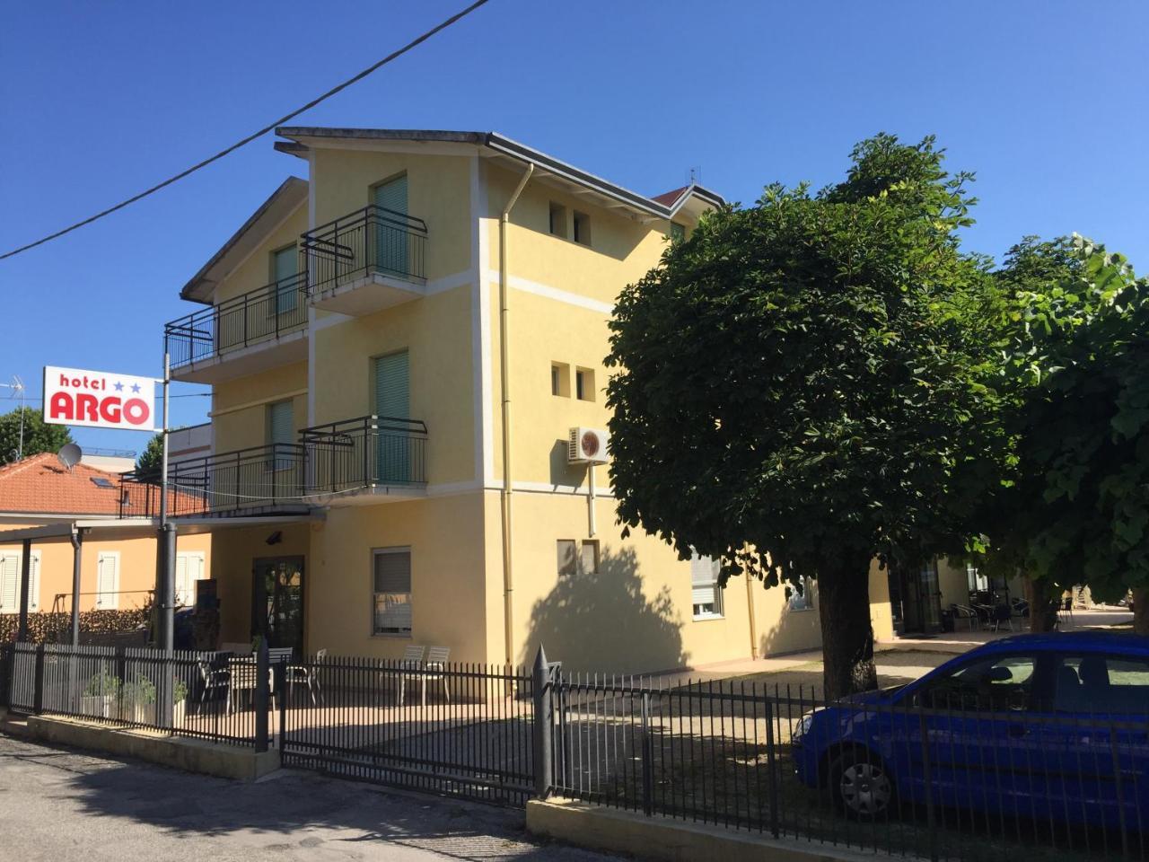 Hotel Argo Rimini Exterior photo